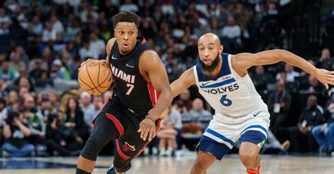 Daryl Morey Officially Announces Sixers Signing of .